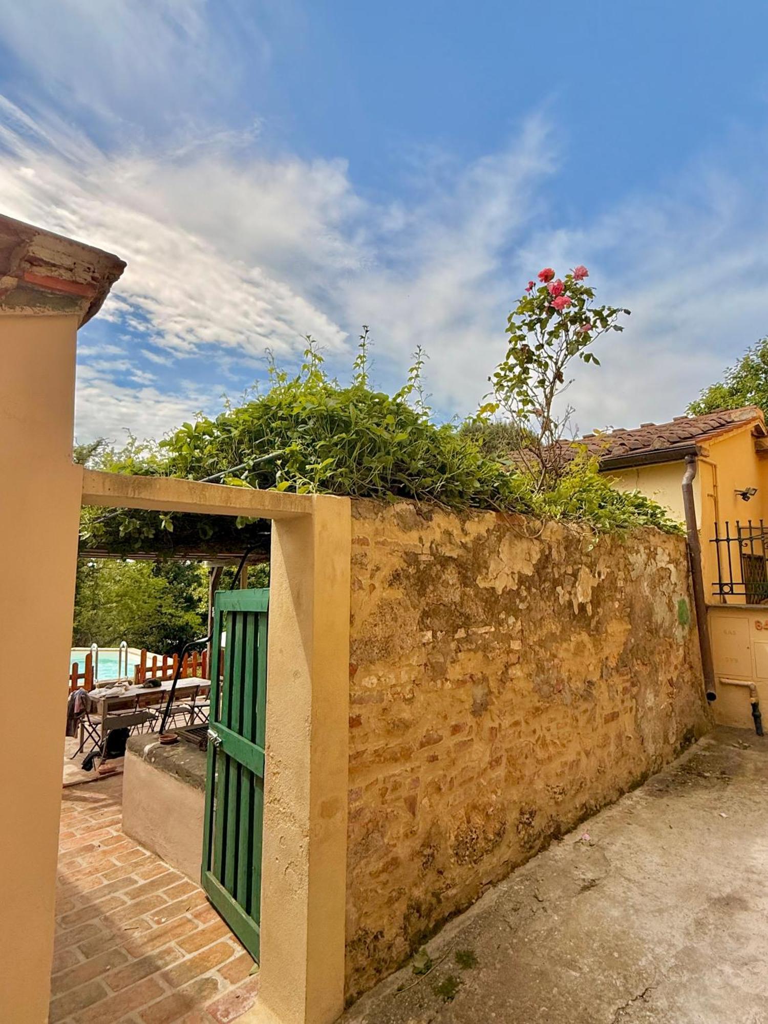 Ciliegia Di Lari - Attico Villa ภายนอก รูปภาพ